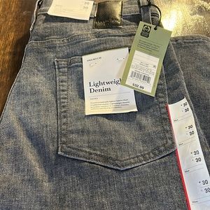 Good fellow slim size 30 X 30 men’s lightweight slim jeans